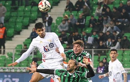 "Erzurumspor FK'nın Tek Golle Galibiyeti: Sakaryaspor'u Evlerinde Devirdi!"