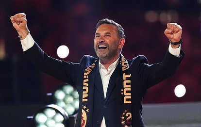 Galatasaray'da Okan Buruk'tan kutlamalarda iddialı açıklama!