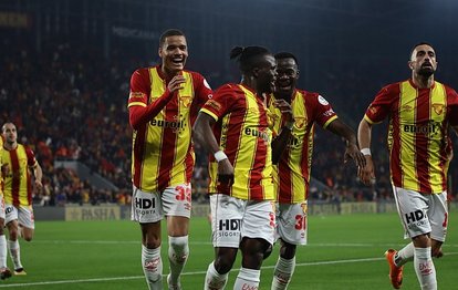 "Göztepe'nin Geri Dönüşü: Karagümrük'ü Ev Sahibi Olarak 2-1 Mağlup Etti"